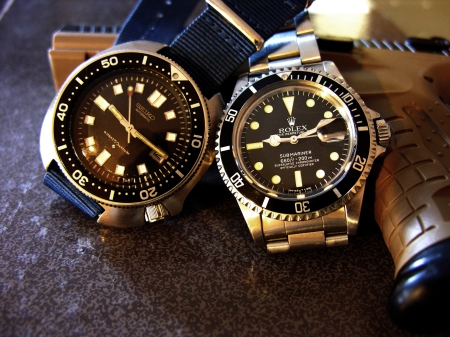 Foto : Seiko 6105-0811X y Rolex Submariner 1680, ambos de mediados de los 70 